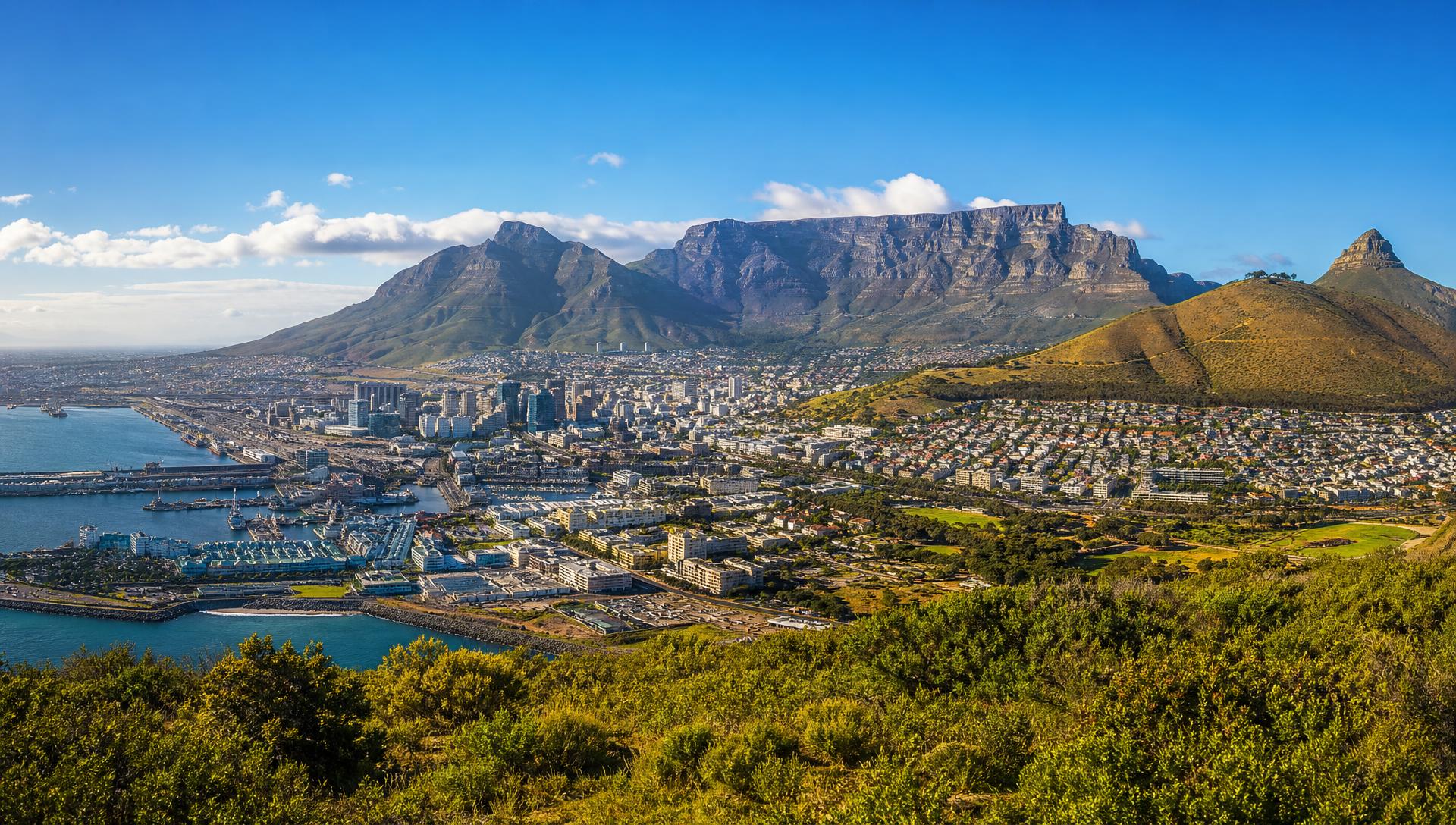 Table Mountain at dawn over Cape Town